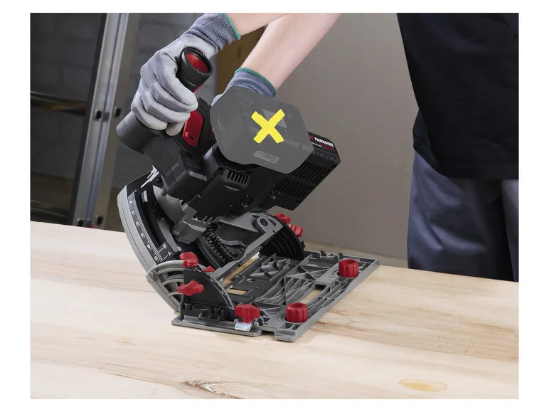 PARKSIDE PERFORMANCE® Scie plongeante sans fil PPTSA 20-Li B2. 20 V