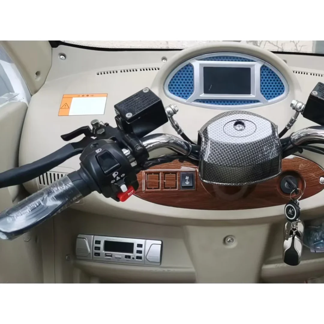 GIO Golf Fully Enclosed Mobility Scooter - 30 Mile Distance - 18.5 MPH