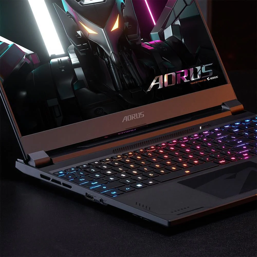 AORUS 15X ASF B3DE654SH 15.6 I9-13900HX 16GB 1TB NVIDIA GeForce RTX 4070 / Intel UHD Graphics Windows 11 Home