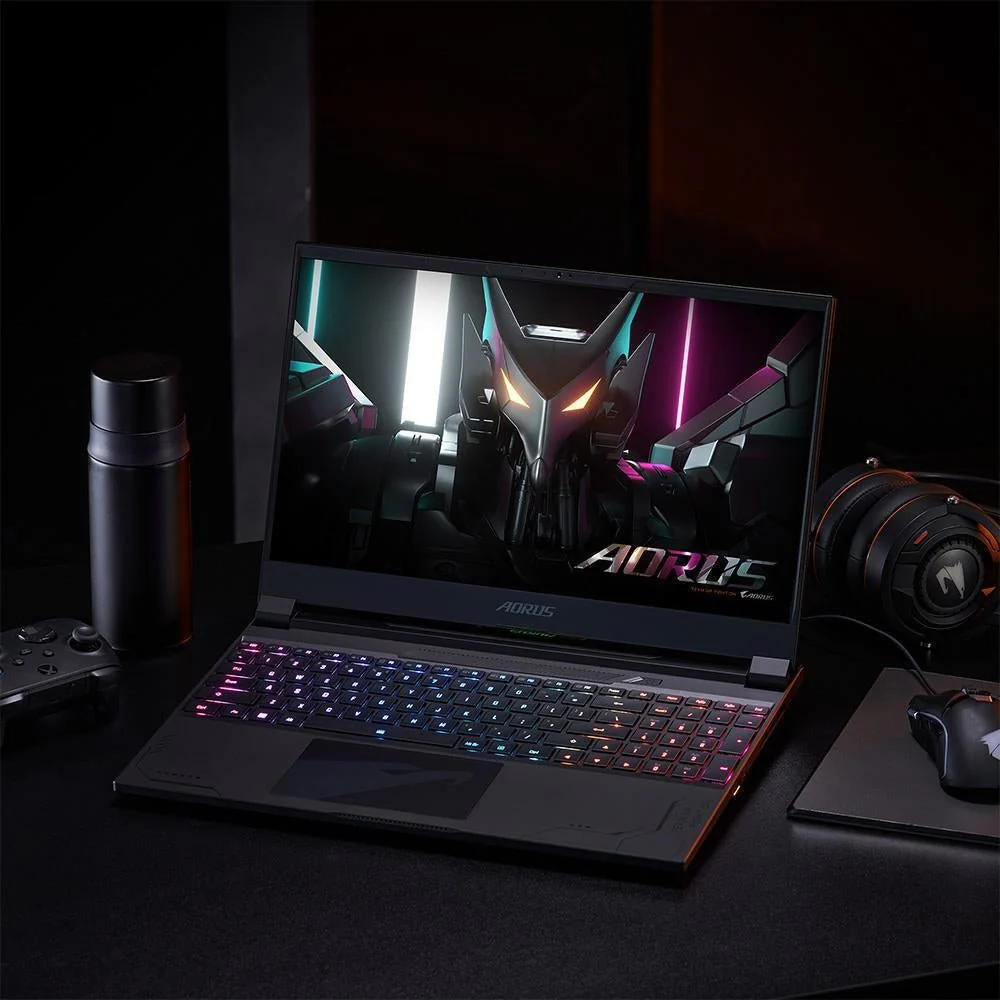 AORUS 15X ASF B3DE654SH 15.6 I9-13900HX 16GB 1TB NVIDIA GeForce RTX 4070 / Intel UHD Graphics Windows 11 Home