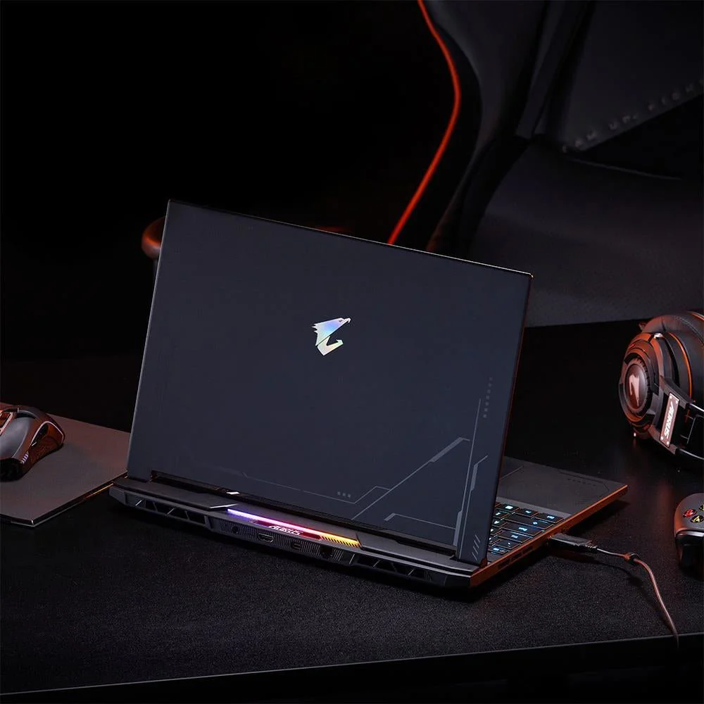 AORUS 15X ASF B3DE654SH 15.6 I9-13900HX 16GB 1TB NVIDIA GeForce RTX 4070 / Intel UHD Graphics Windows 11 Home
