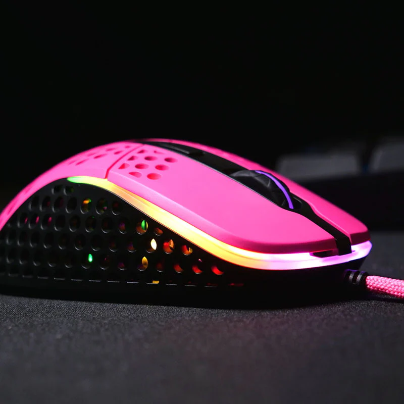 Xtrfy M4 RGB. Gaming-Maus. Pink