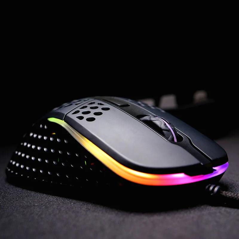 Xtrfy M4 RGB. Gaming-Maus. Schwarz