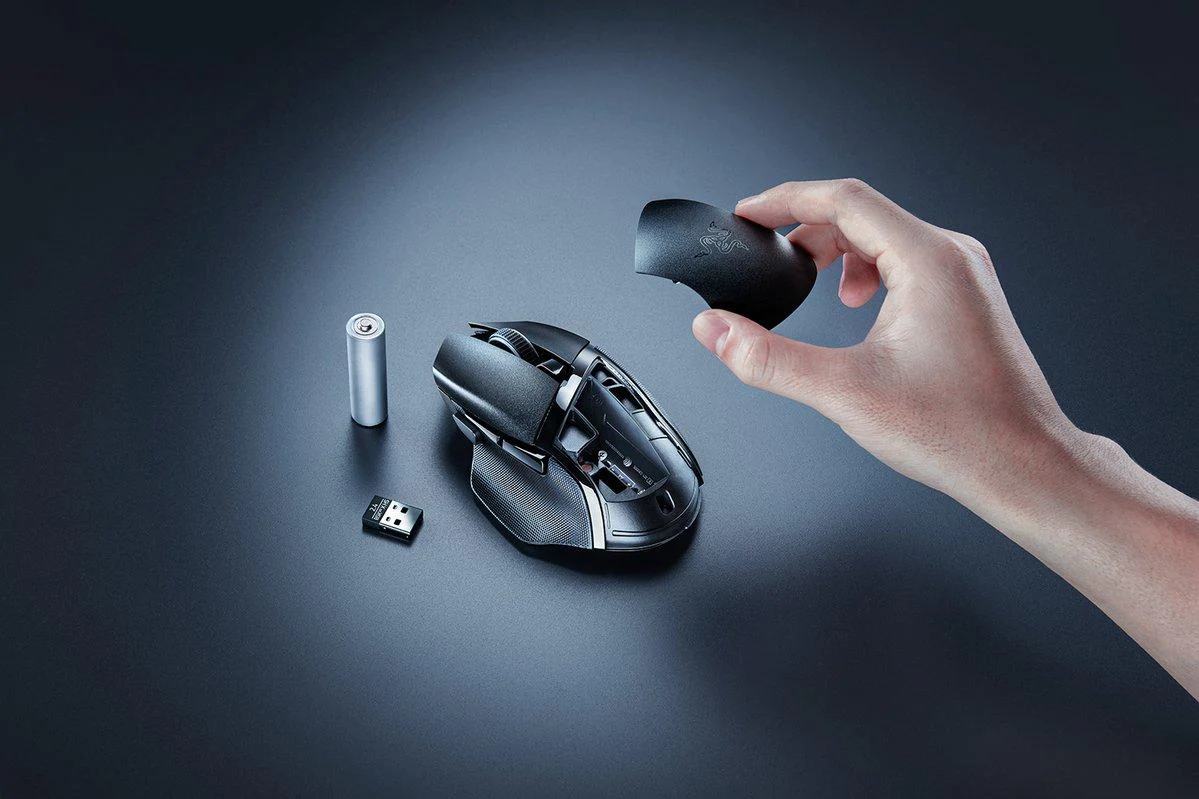 RAZER Basilisk V3 X HyperSpeed - Mus