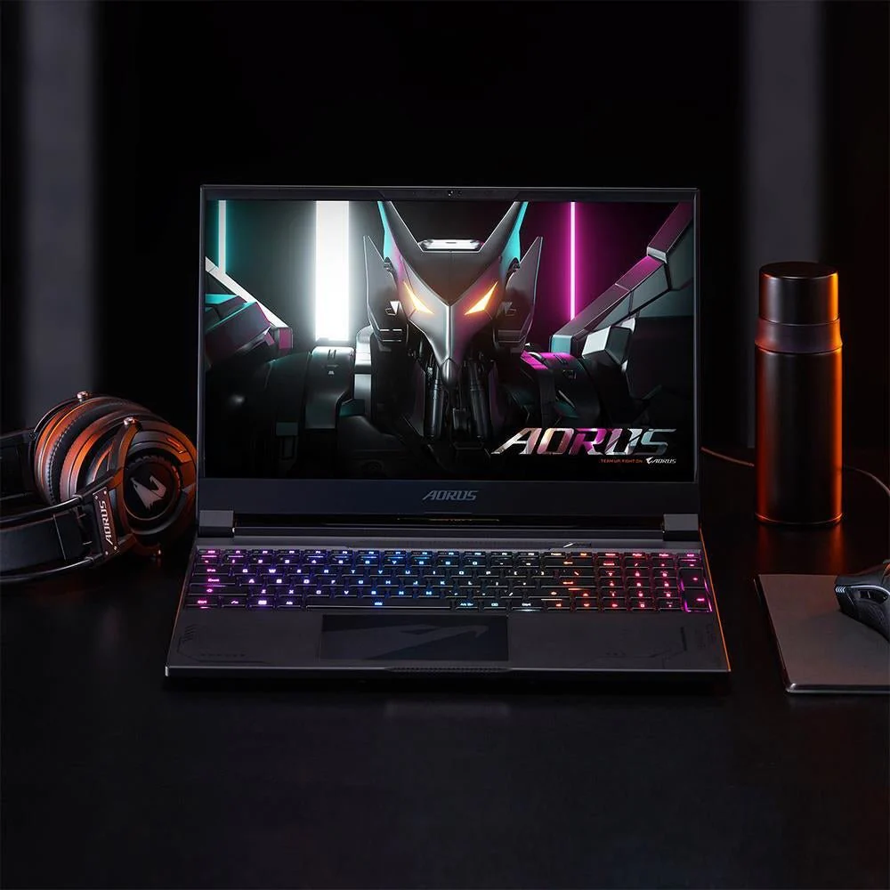 AORUS 15X ASF B3DE654SH 15.6 I9-13900HX 16GB 1TB NVIDIA GeForce RTX 4070 / Intel UHD Graphics Windows 11 Home