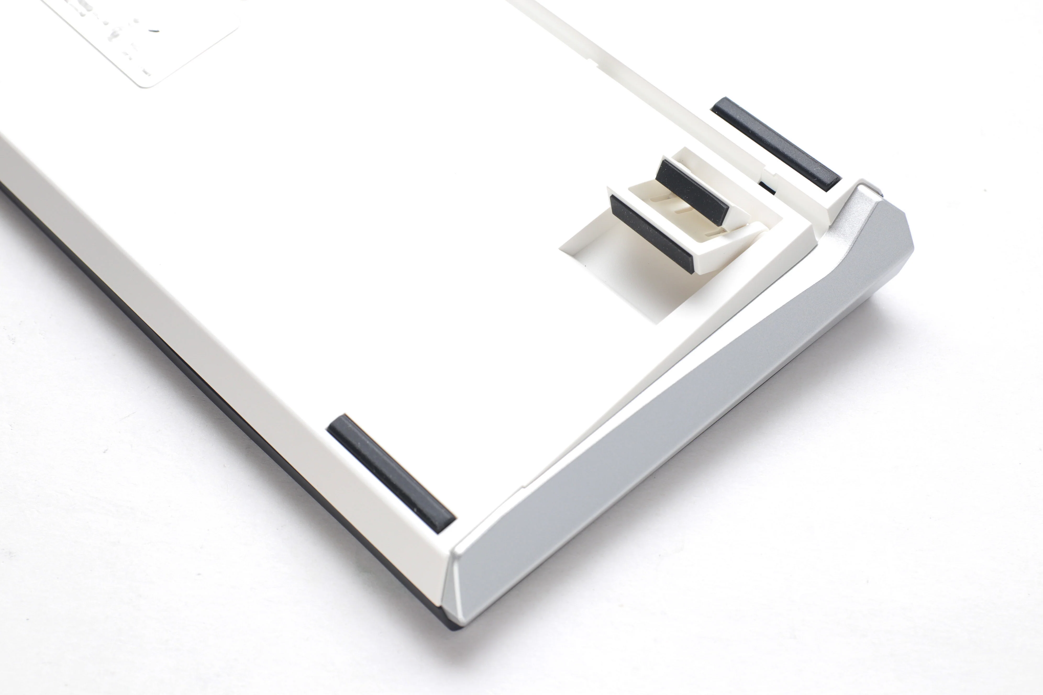 Ducky One 3 - Hot Swap ISO Barebone Black - Fullsize - RGB - Uden Switches/keycaps