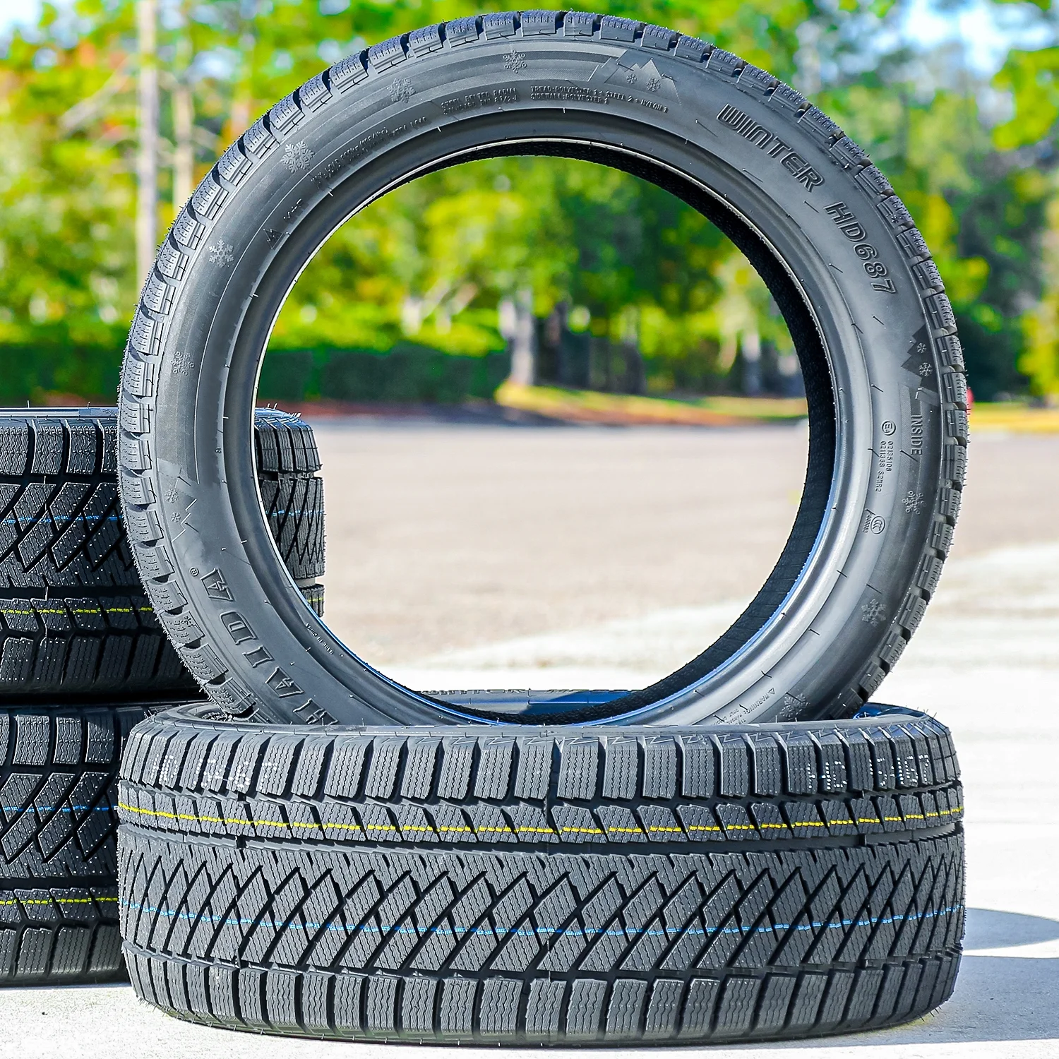 Haida HD687 235/40R19 96V Winter Tire