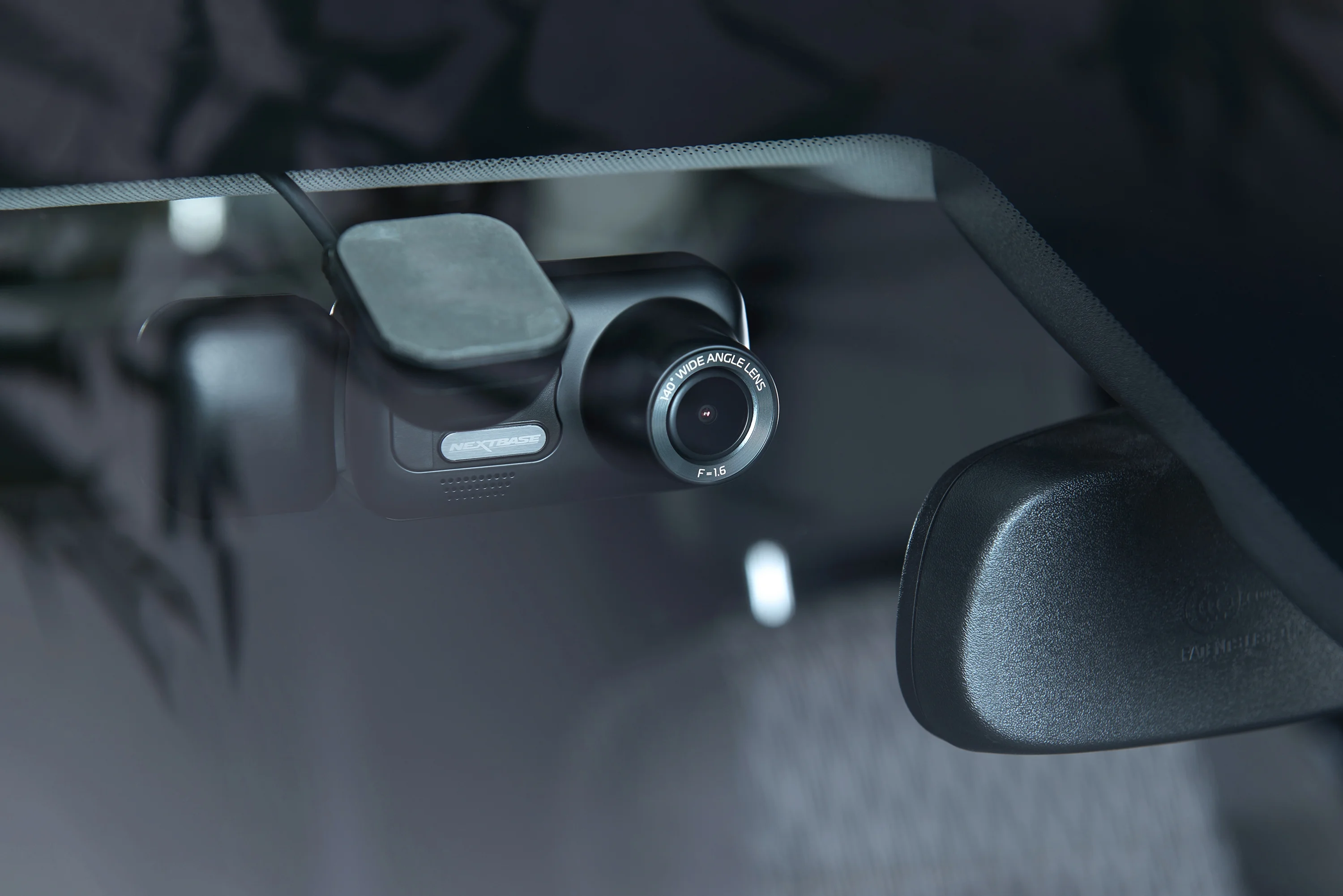 Nextbase 222X Compact Dual Dash Cam Front & Rear 2.5